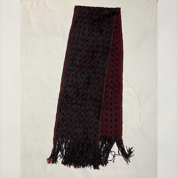 Yacan Backstrap Loom Cotton Rayon Scarf Hand Made in Guatemala - Picture 8 of 10
